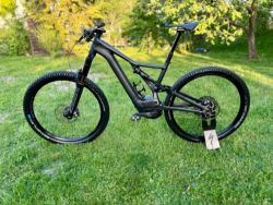 Specialized Turbo Levo FSR - nový lak a chip na 35km