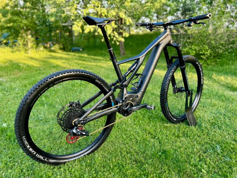 Specialized Turbo Levo FSR - nový lak a chip na 35km