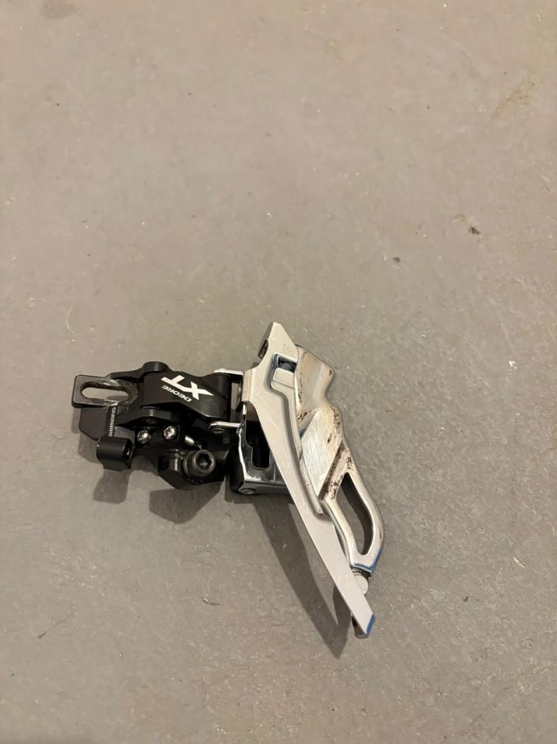 Přesmykač Shimano Deore XT FD-T781
