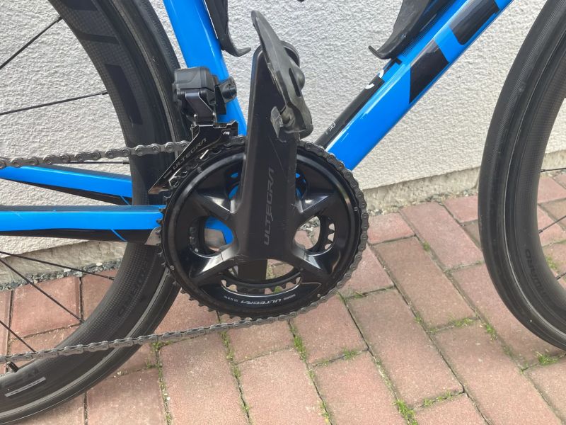 Zánovní Cube Agree Carbon, 56 cm, Ultegra DI2 12 speed elektrika, DT Swiss 350 FFWD carbon
