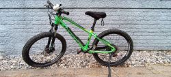 Dětské horské elektrokolo Apache Tate E5 (24") – k repasi baterie