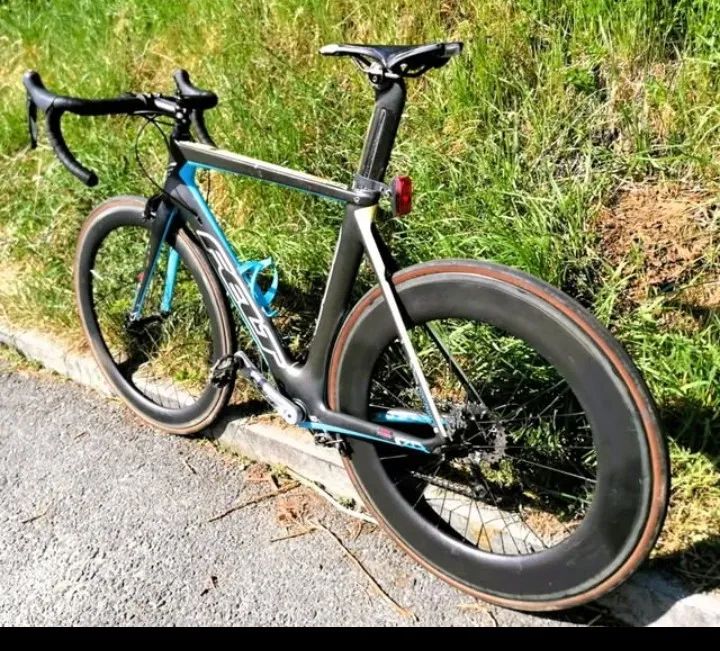 Felt Ar