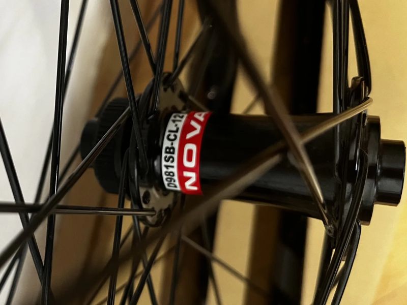 Zapletená gravel kola Remerx / Novatec