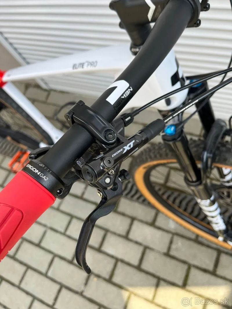 Cube Elite C68X Pro velikost L, kola 29