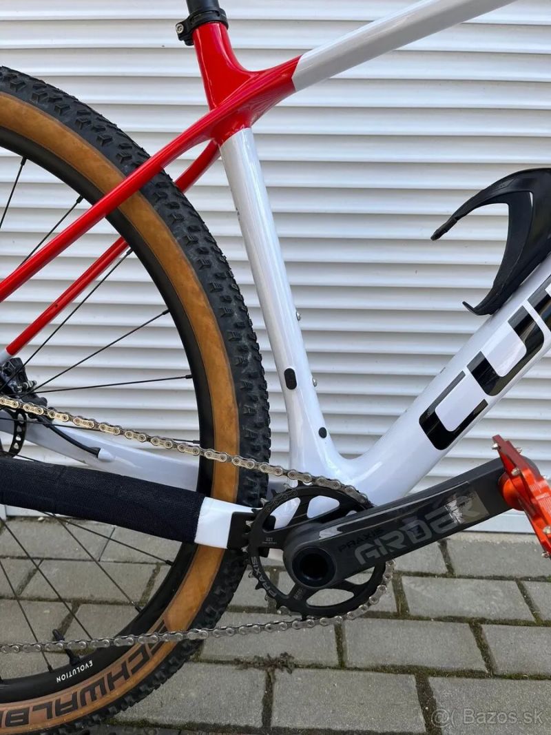 Cube Elite C68X Pro velikost L, kola 29