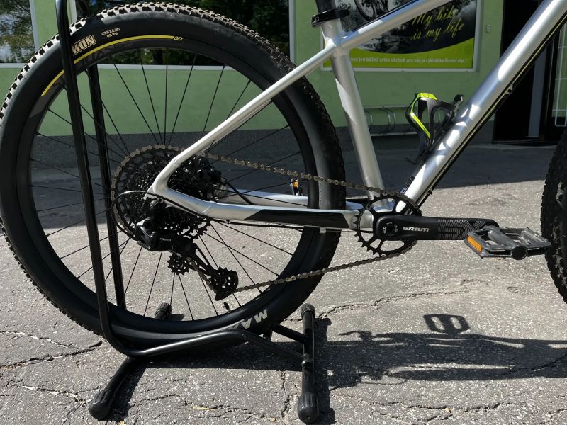 Scott Scale 710