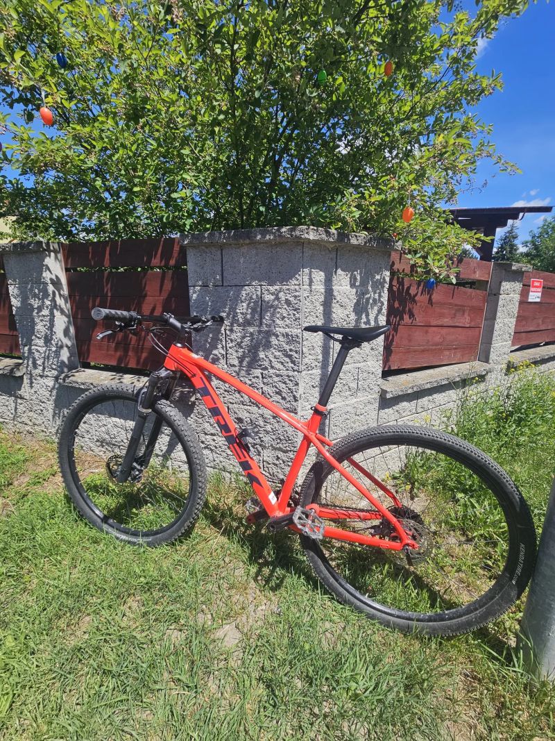 Trek Trek X-Caliber 7 - radioactive red