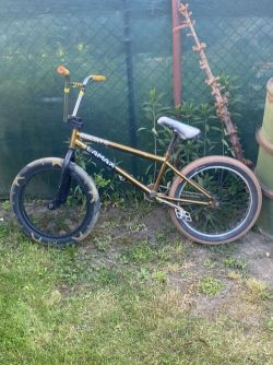 Custom bmx