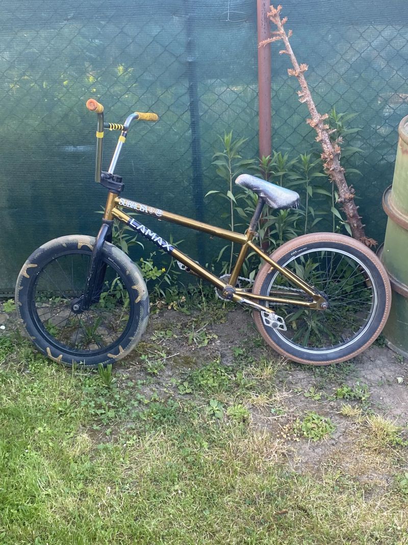 Custom bmx