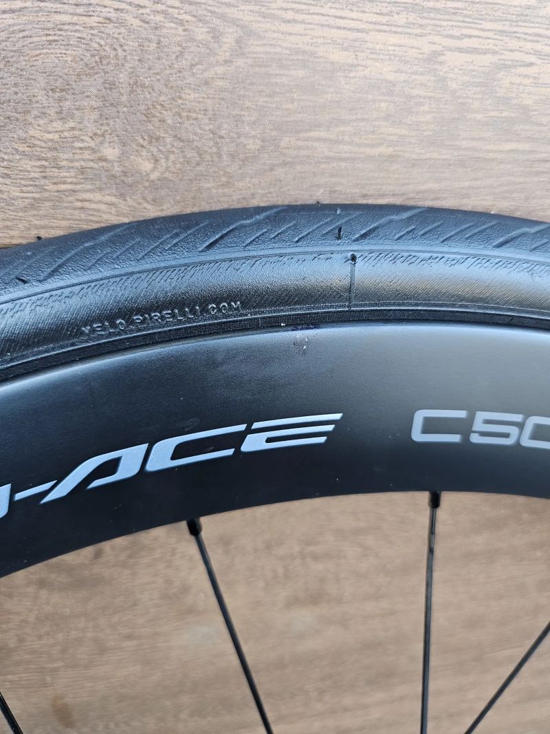 Shimano DURA-ACE C50 - WH-R9270 zapletená kola + pláště Pirelli Cinturato