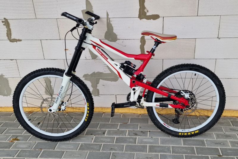 Mongoose Bootr