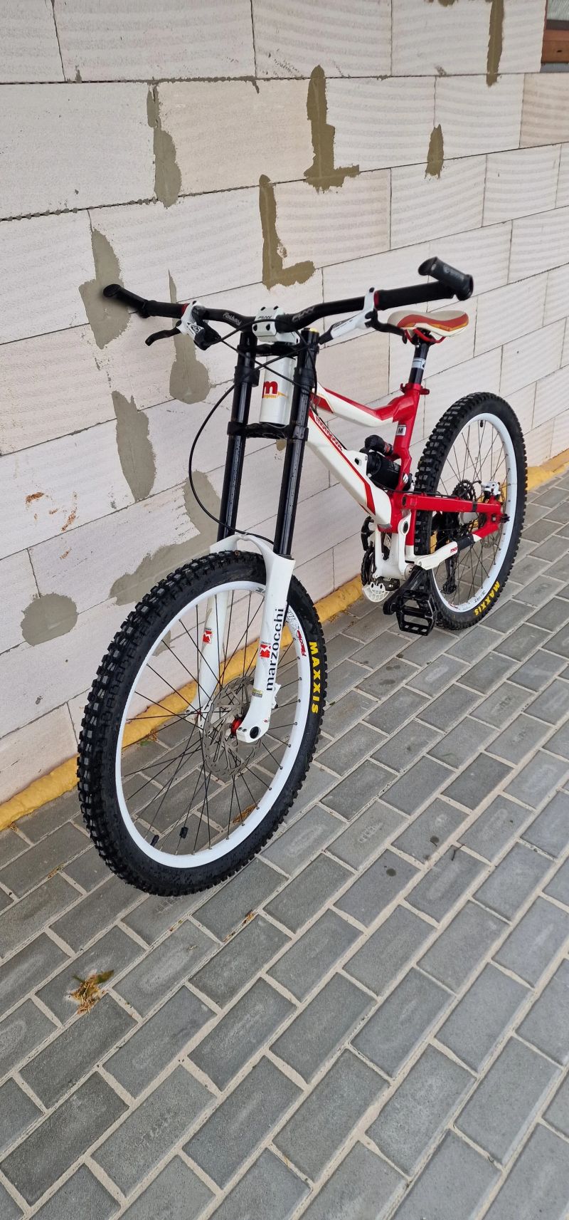 Mongoose Bootr