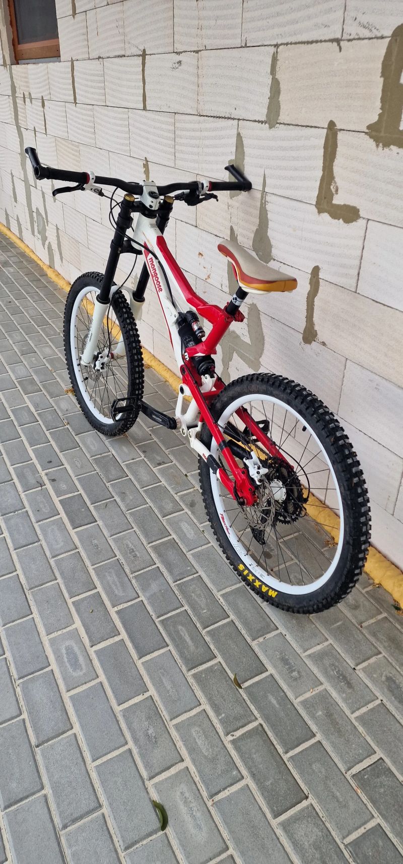 Mongoose Bootr