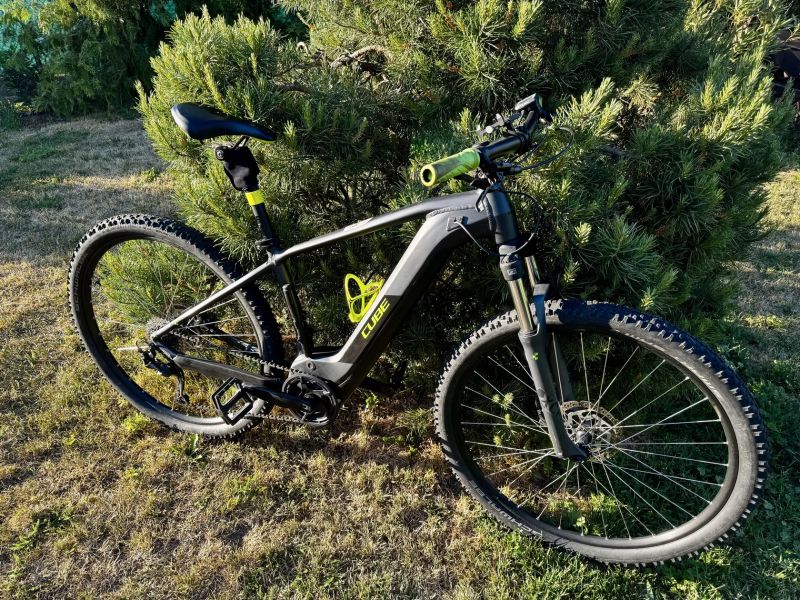 Cube Reaction Hybrid Performance 500