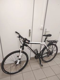 Trek velikost (XL) kola 28