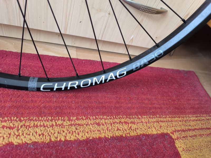 Výplety Chromag, náby Hope