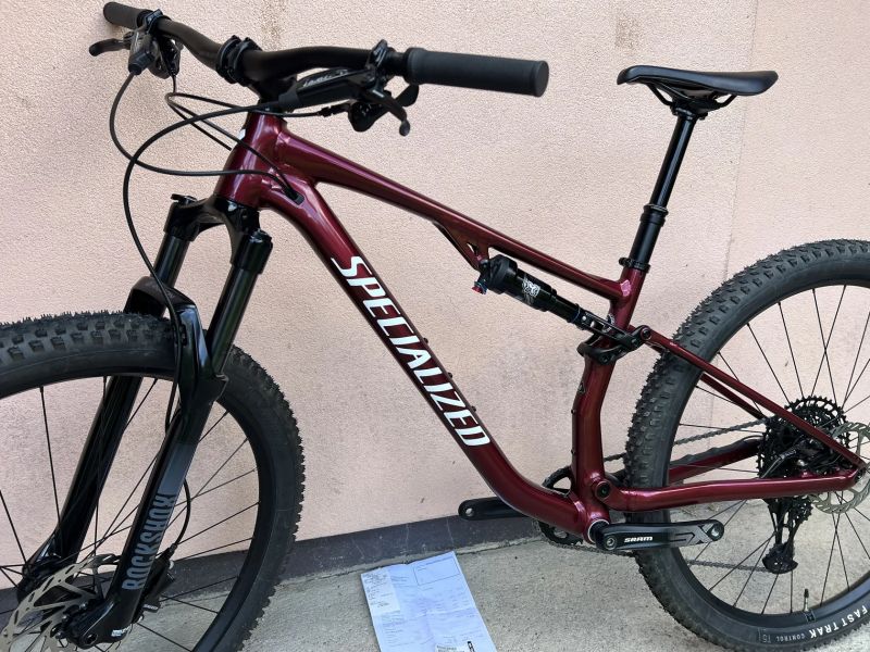 Nový Specialized Chilsen Base 2025