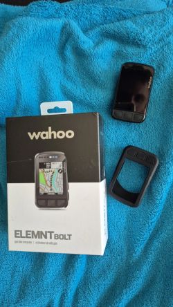 Wahoo ELEMNT BOLT V2 – cyklopočítač s navigací, TOP stav