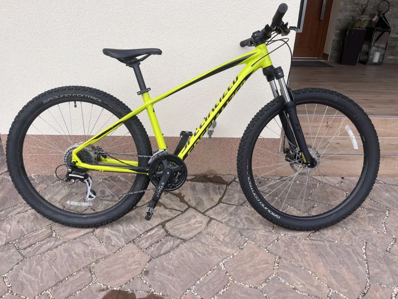 Specialized 27.5” vel. M – pro juniory i dospělé 155-175 cm
