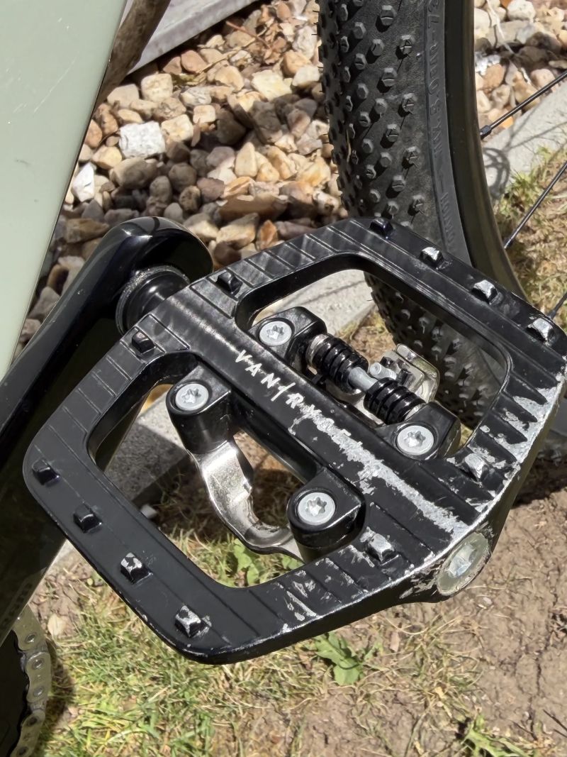 Van Rysel GCR SRAM Rival XPLR AXS (vel. M) – karbonový gravel