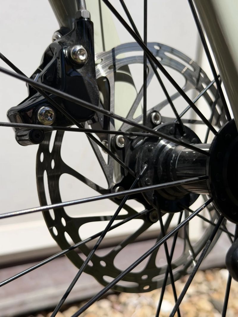 Van Rysel GCR SRAM Rival XPLR AXS (vel. M) – karbonový gravel
