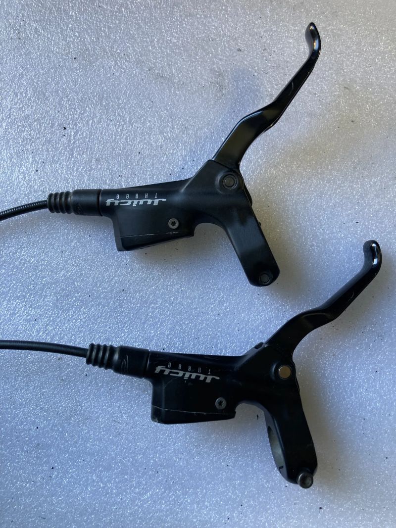 Brzdy Avid Juicy 3