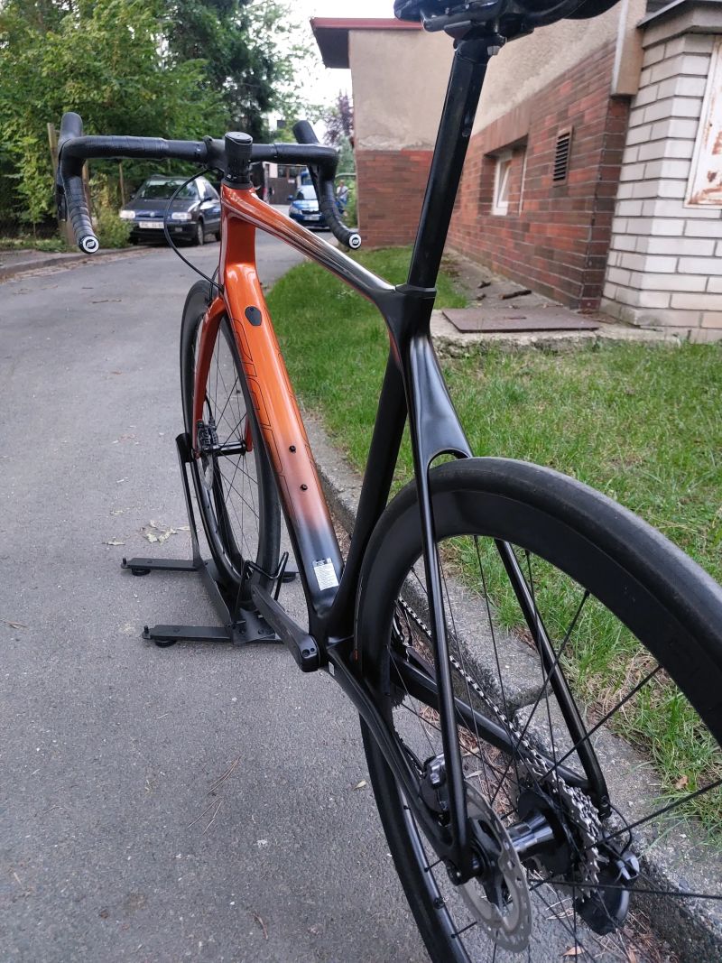 Prodám Giant TCR Advanced Pro Disc 0 Ultegra Di2 model 2022, velikost L