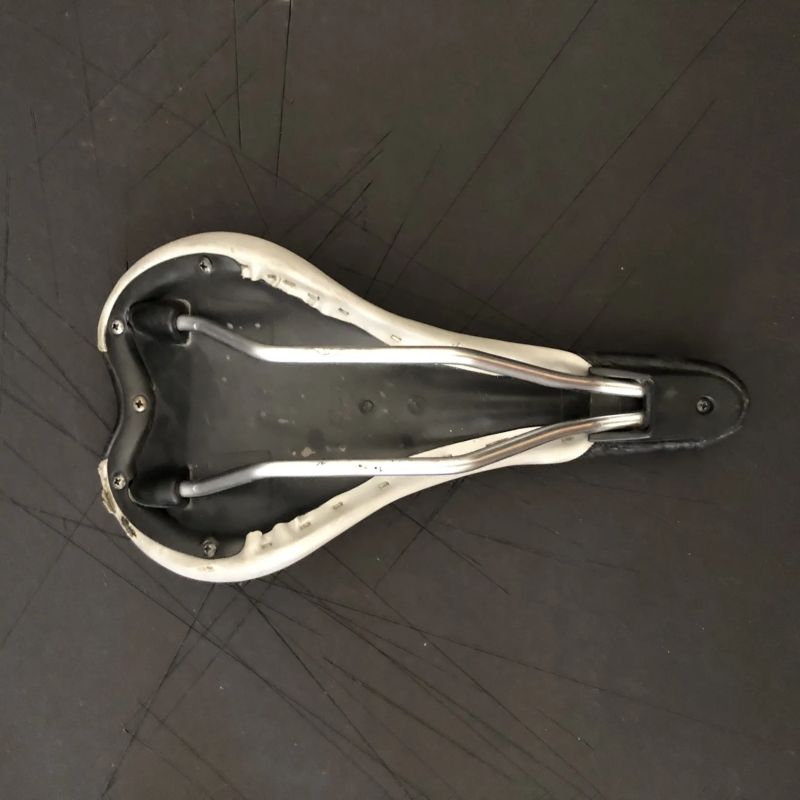Conway vintage saddle