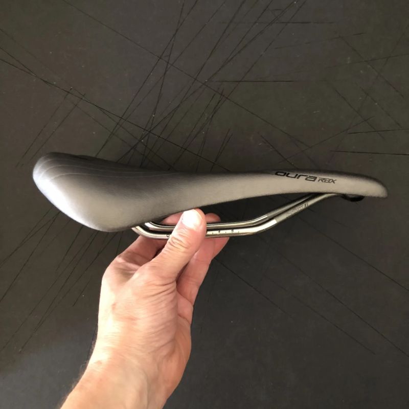 Prodám dámské sedlo Specialized Oura Gel 155