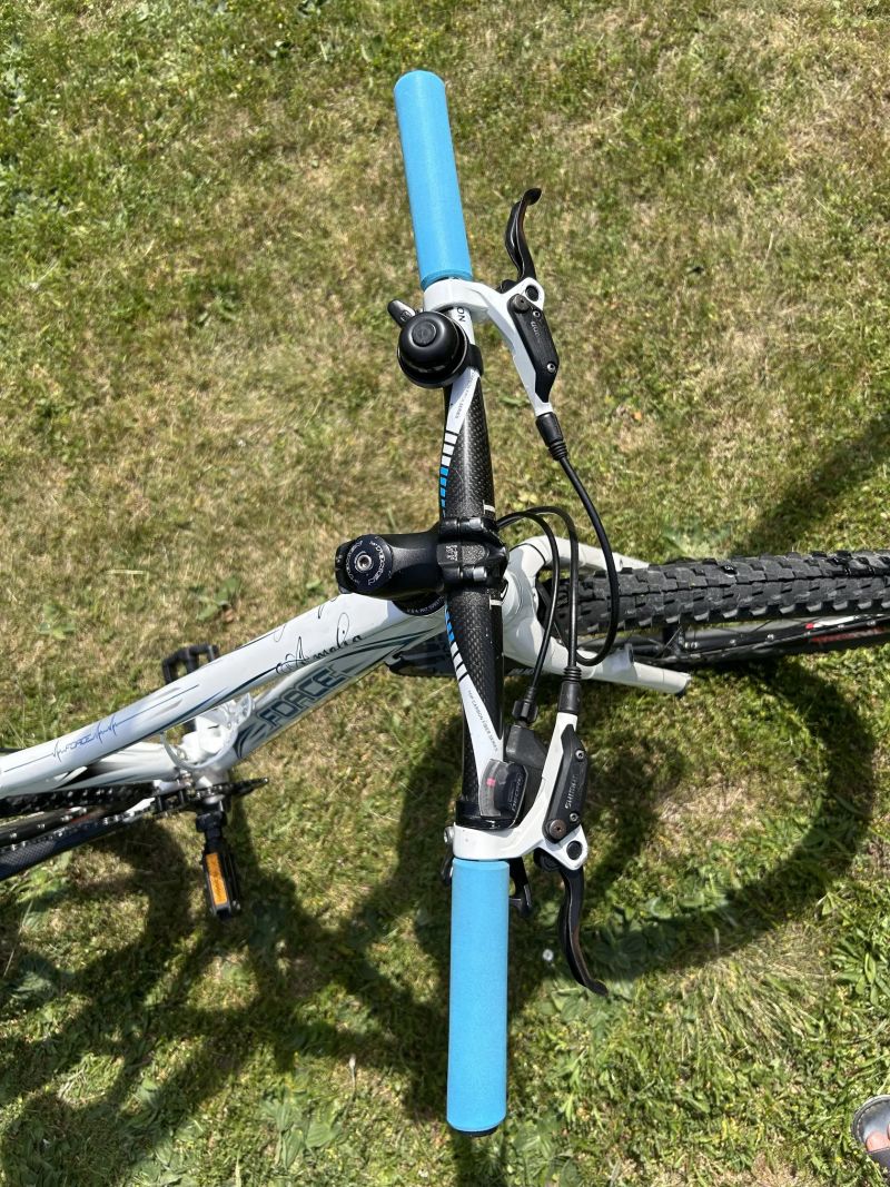 Dětské 26" horské kolo - stavba na rámu Force vel.14,5" 10 kg