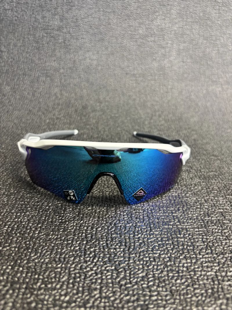 Oakley radar pitch - white 