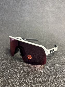 OAKLEY SUTRO LITE - white 