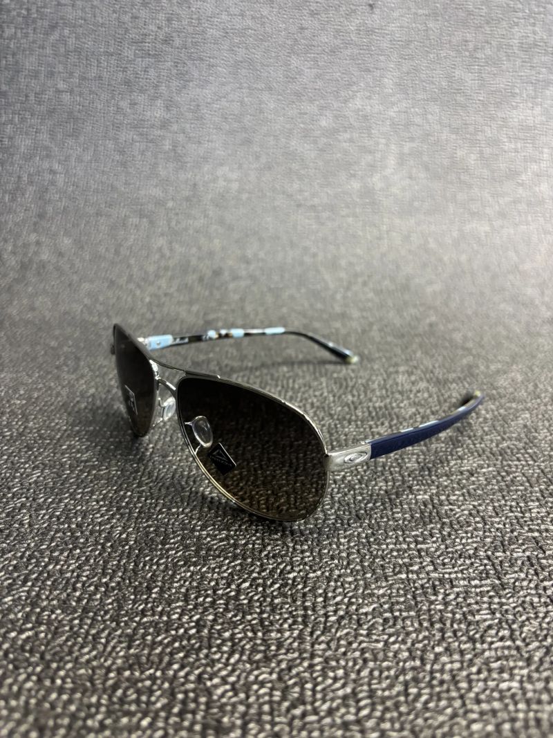 OAKLEY FEEDBACK 