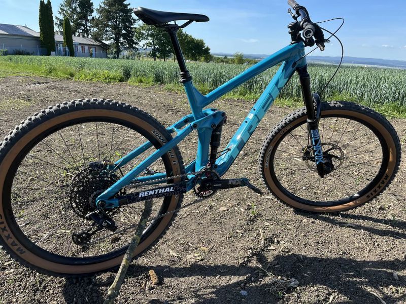 Trek Remedy 7