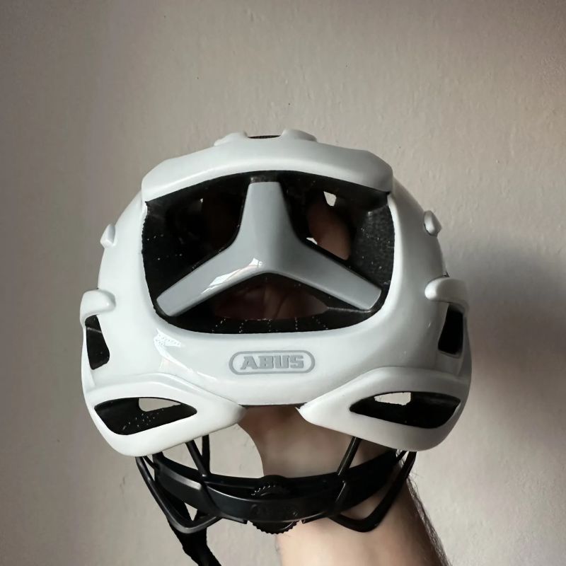 Cyklistická helma Abus Airbreaker Polar White Matt vel. Medium