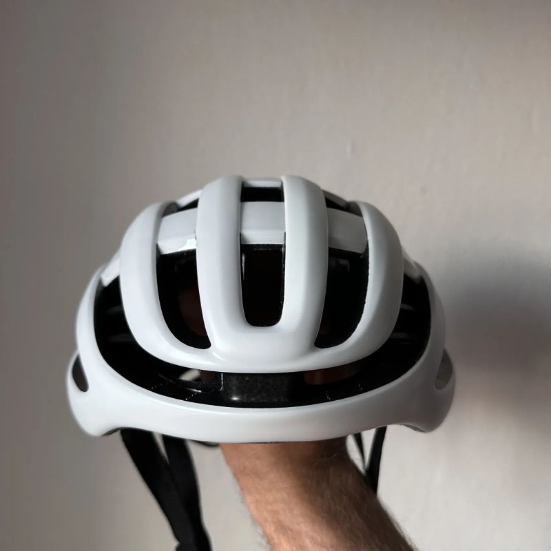 Cyklistická helma Abus Airbreaker Polar White Matt vel. Medium