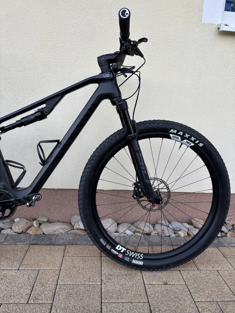 Canyon Lux CF SLX 