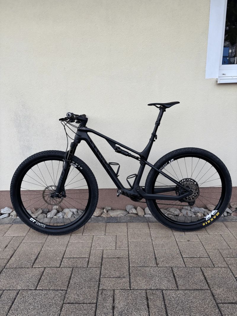 Canyon Lux CF SLX 