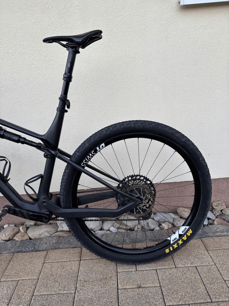 Canyon Lux CF SLX 