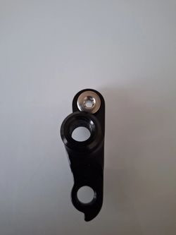 Patka rámu na kolo pro pevná osa, stoupání závitu 1.75 mm
