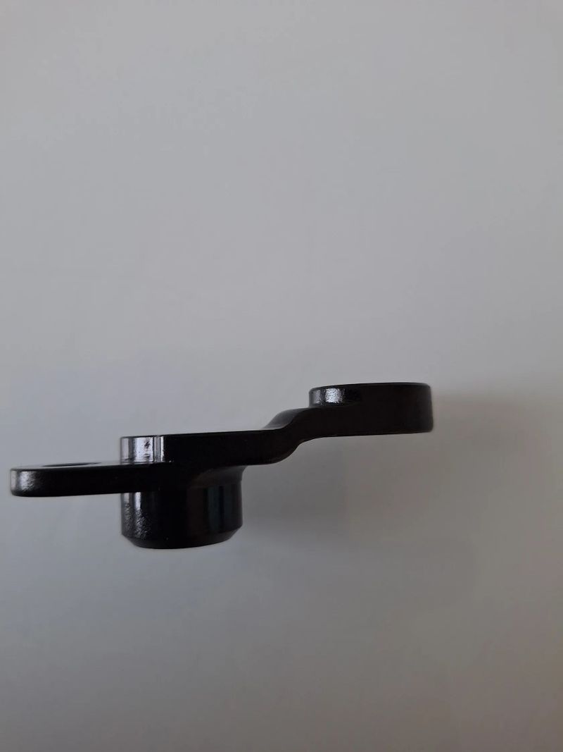 Patka rámu na kolo pro pevná osa, stoupání závitu 1.75 mm