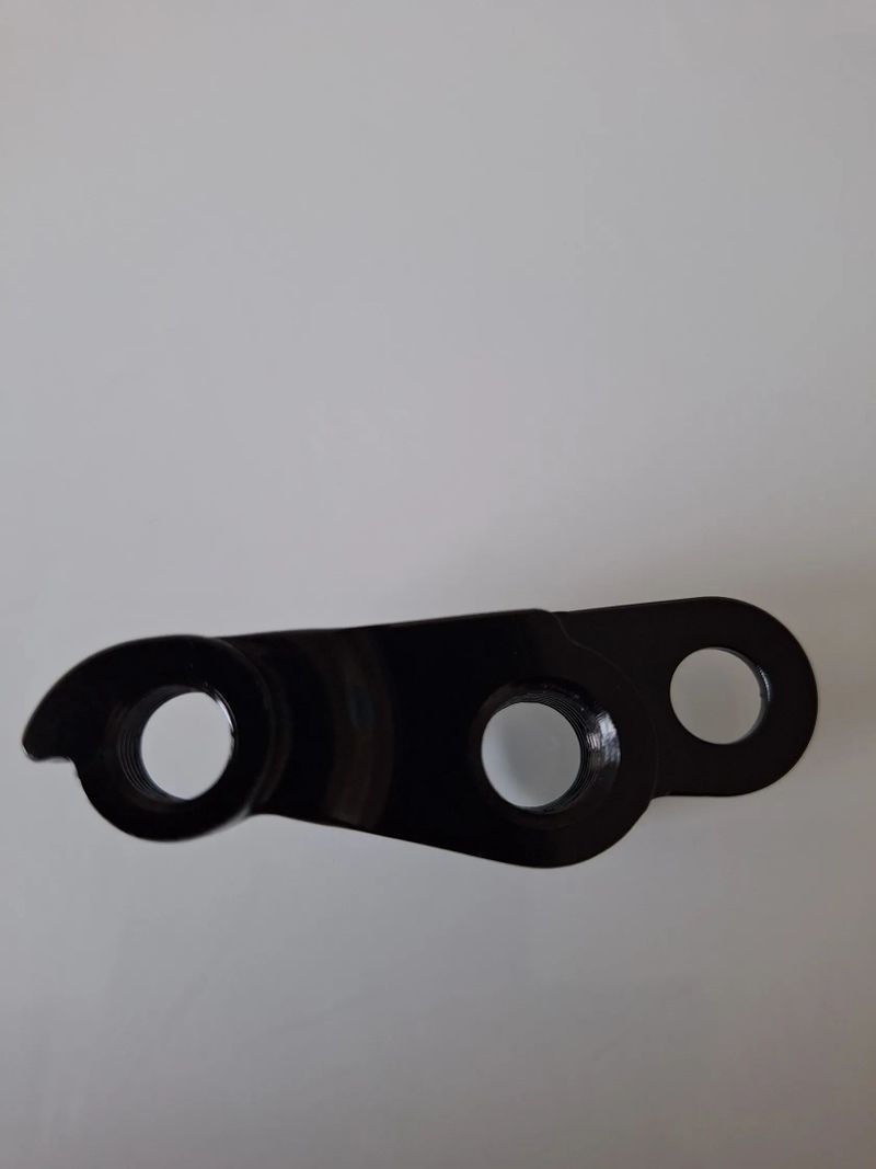 Patka rámu na kolo pro pevná osa, stoupání závitu 1.75 mm
