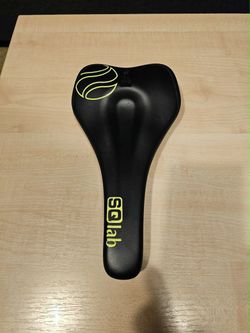 Prodám Sedlo 611 ERGOWAVE active ltd. Flow Yellow