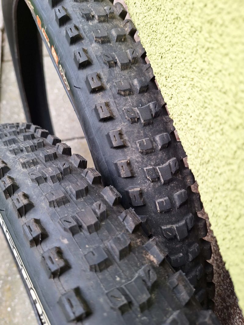 pláště Maxxis Dissector 29x2,4" WT 3CT EXO a EXO+ TR