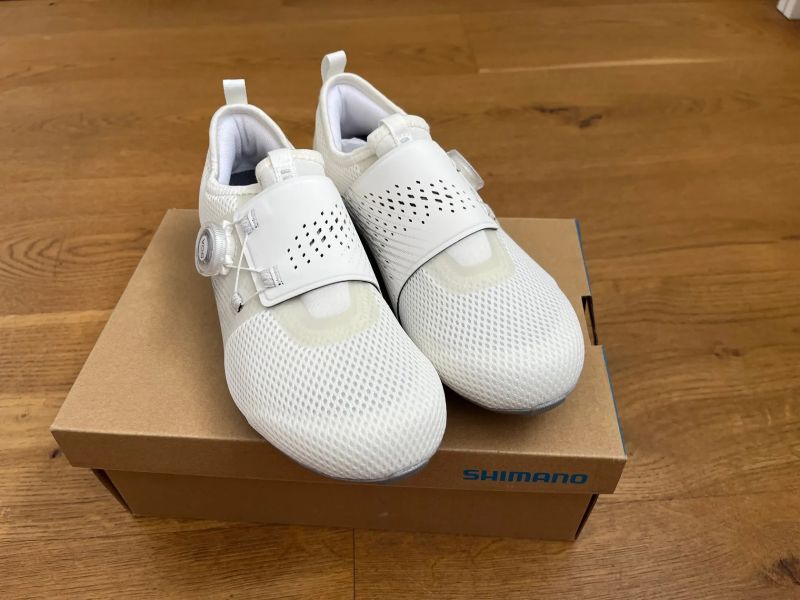 Tretry dámské-dívčí Shimano IC5 / vel. 38
