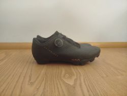Prodávám rok použivané tretry rockrider s kufry 