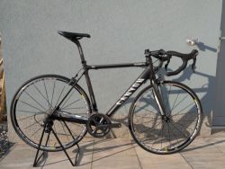 Karbonové silniční kolo Canyon Ultimate CF F10