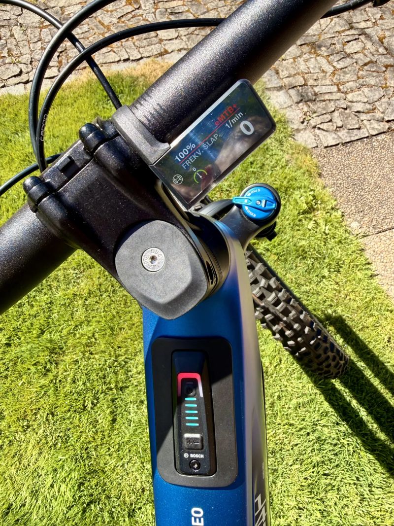 Cube Stereo hybrid one44