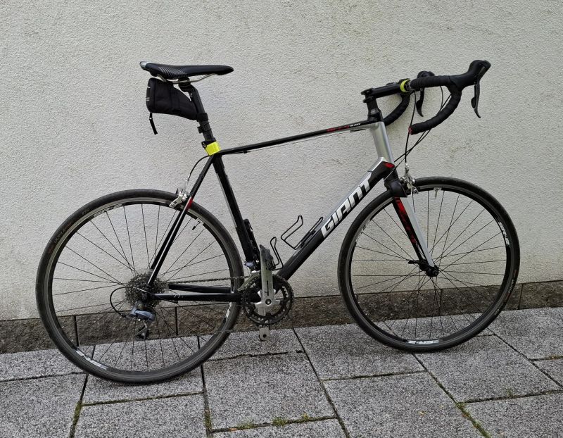 Giant Defy 5