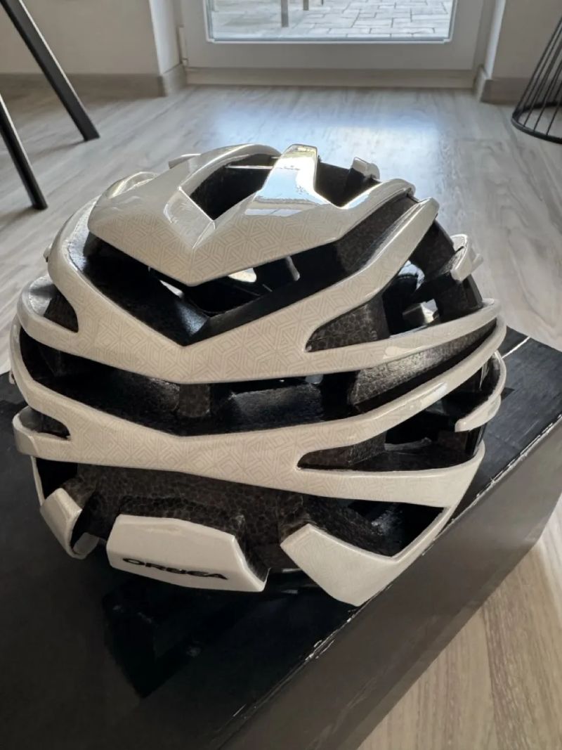 Orbea R10 přilba, bílá, velikost M (55-59cm)